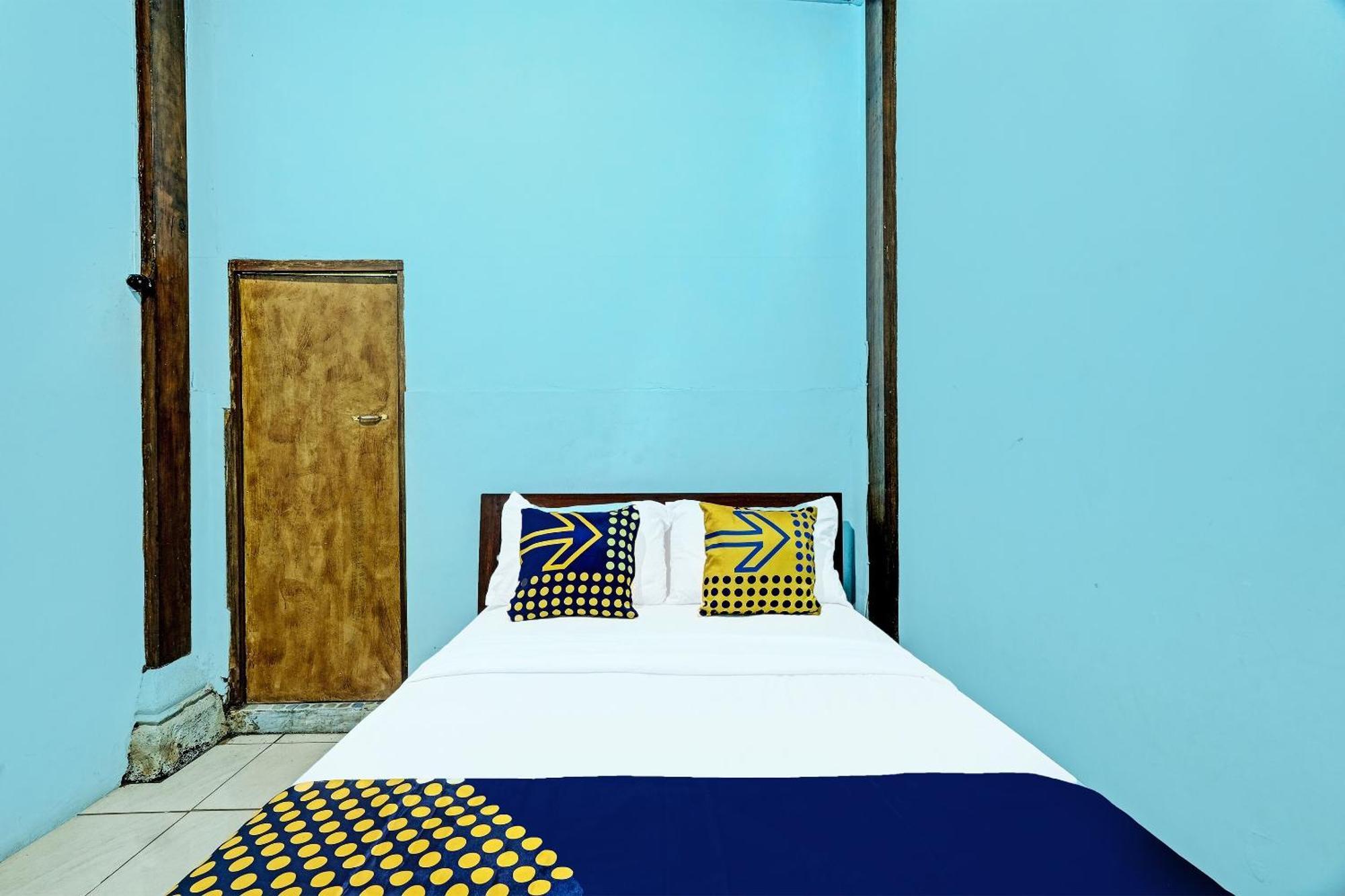 Spot On 91916 Joglo Doyong Homestay Syariah ยอกยาการ์ตา ภายนอก รูปภาพ