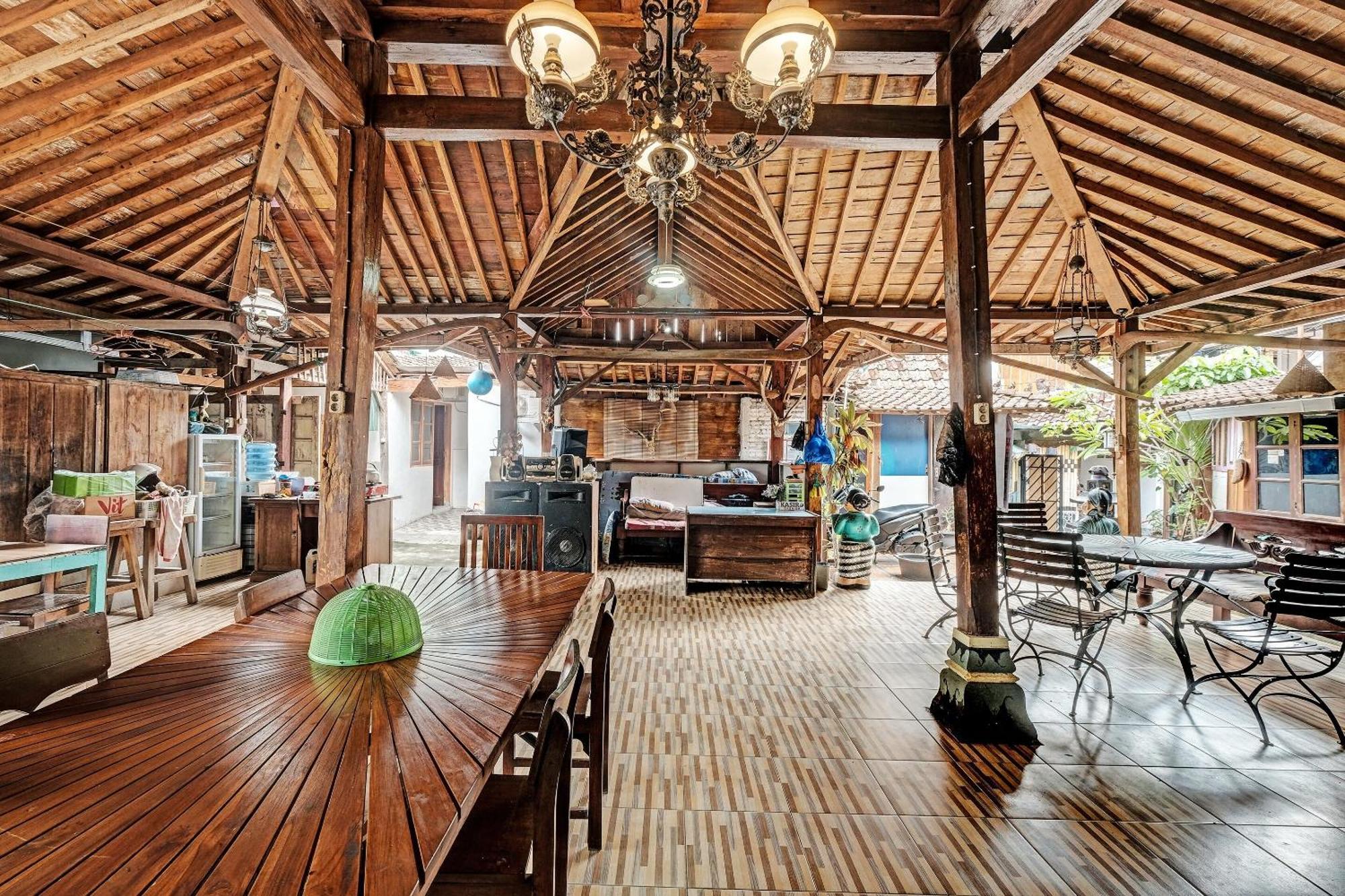 Spot On 91916 Joglo Doyong Homestay Syariah ยอกยาการ์ตา ภายนอก รูปภาพ